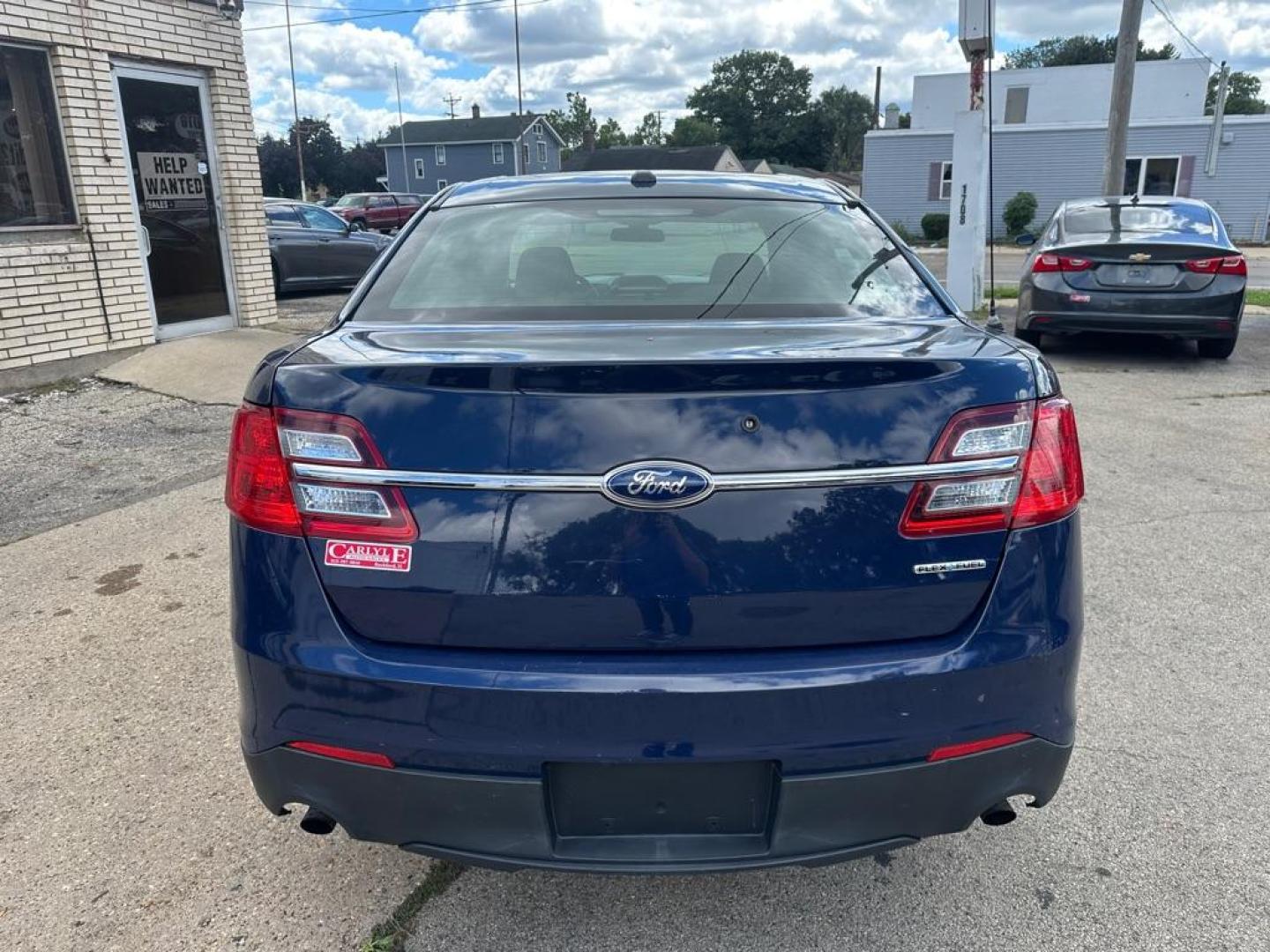 2015 BLUE FORD TAURUS POLICE INTERCEPTOR (1FAHP2L80FG) with an 3.5L engine, Automatic transmission, located at 1708 Broadway, Rockford, IL, 61104, (815) 397-5010, 42.252522, -89.069359 - Photo#5
