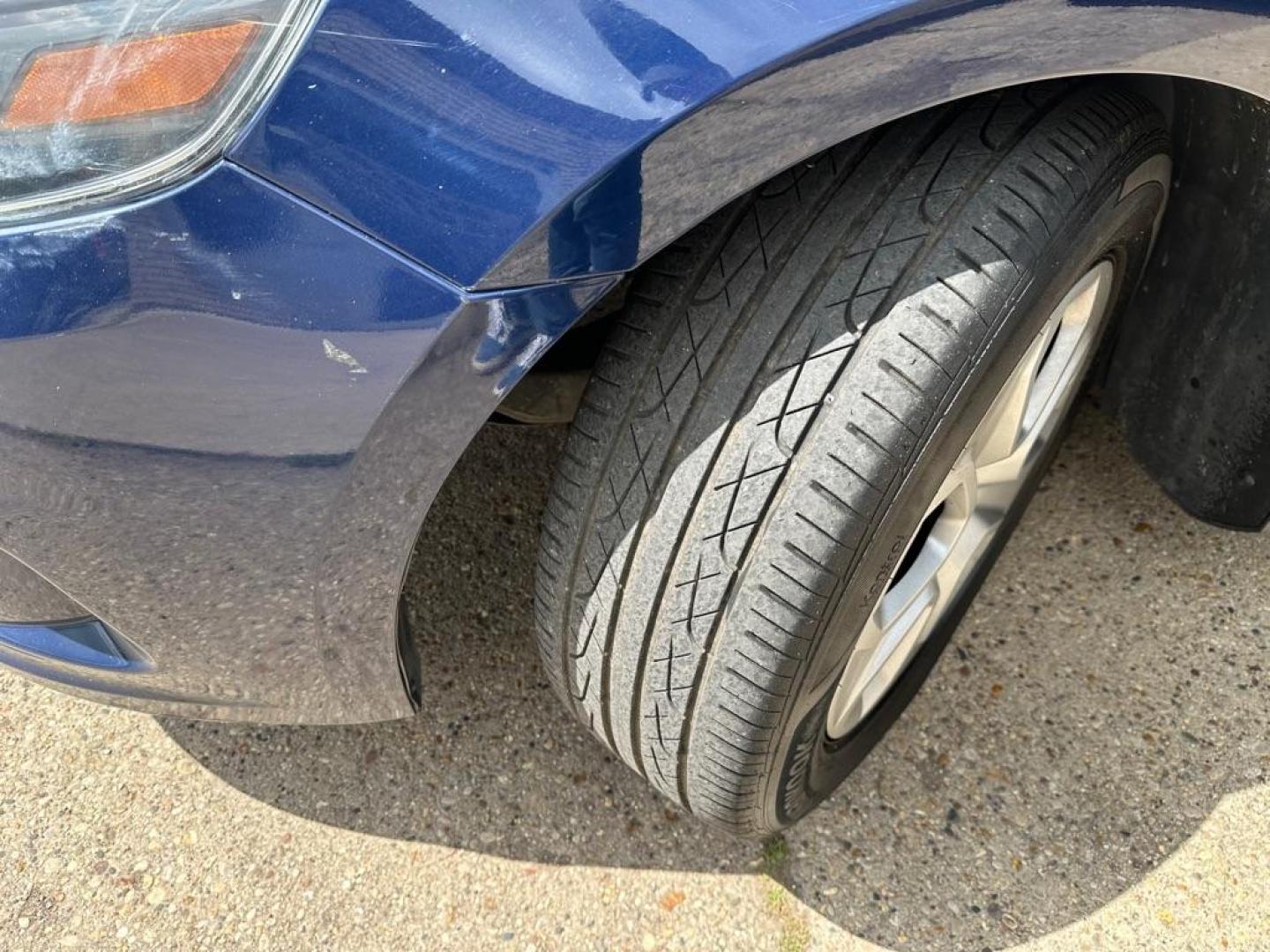 2015 BLUE FORD TAURUS POLICE INTERCEPTOR (1FAHP2L80FG) with an 3.5L engine, Automatic transmission, located at 1708 Broadway, Rockford, IL, 61104, (815) 397-5010, 42.252522, -89.069359 - Photo#15