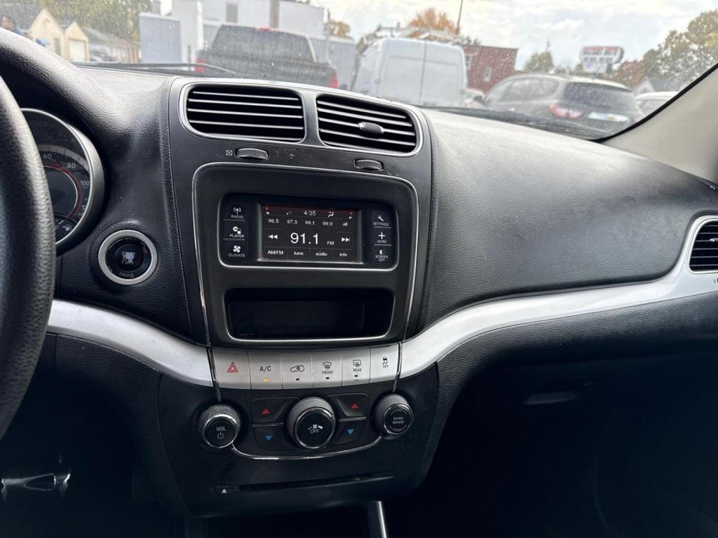 2014 BLUE DODGE JOURNEY SE (3C4PDCAB0ET) with an 2.4L engine, Automatic transmission, located at 1708 Broadway, Rockford, IL, 61104, (815) 397-5010, 42.252522, -89.069359 - Photo#8