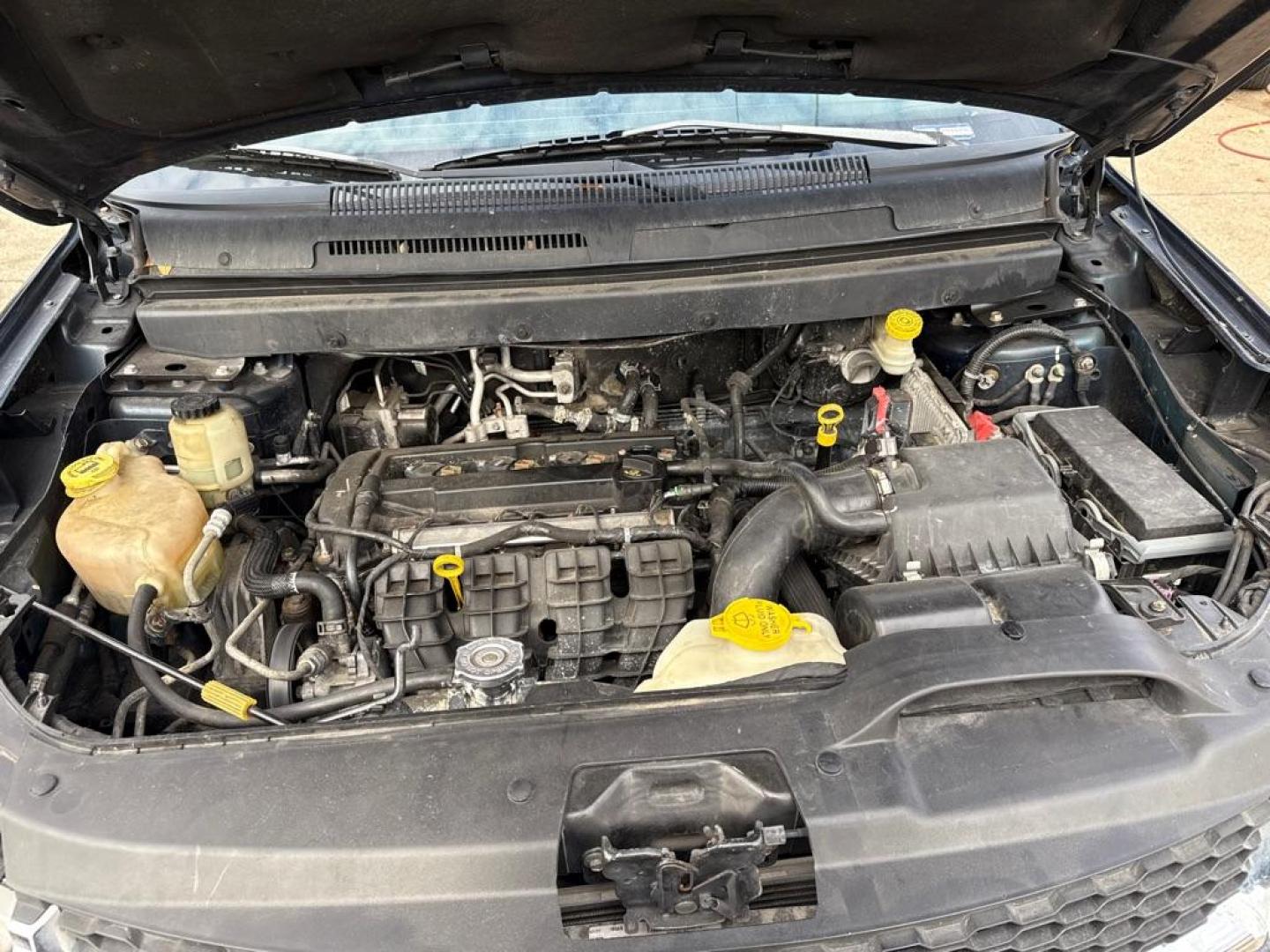 2014 BLUE DODGE JOURNEY SE (3C4PDCAB0ET) with an 2.4L engine, Automatic transmission, located at 1708 Broadway, Rockford, IL, 61104, (815) 397-5010, 42.252522, -89.069359 - Photo#10