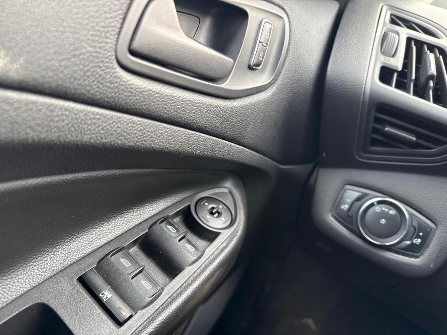 2014 BLACK FORD ESCAPE S (1FMCU0F74EU) with an 2.5L engine, Automatic transmission, located at 1708 Broadway, Rockford, IL, 61104, (815) 397-5010, 42.252522, -89.069359 - Photo#6