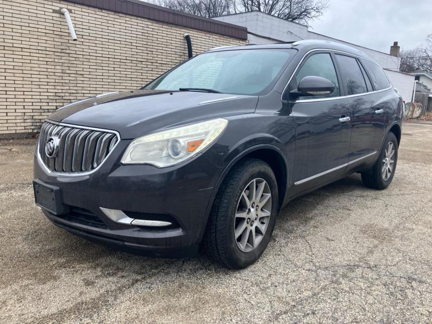 2017 GRAY BUICK ENCLAVE (5GAKRBKD0HJ) with an 3.6L engine, Automatic transmission, located at 1708 Broadway, Rockford, IL, 61104, (815) 397-5010, 42.252522, -89.069359 - Photo#1