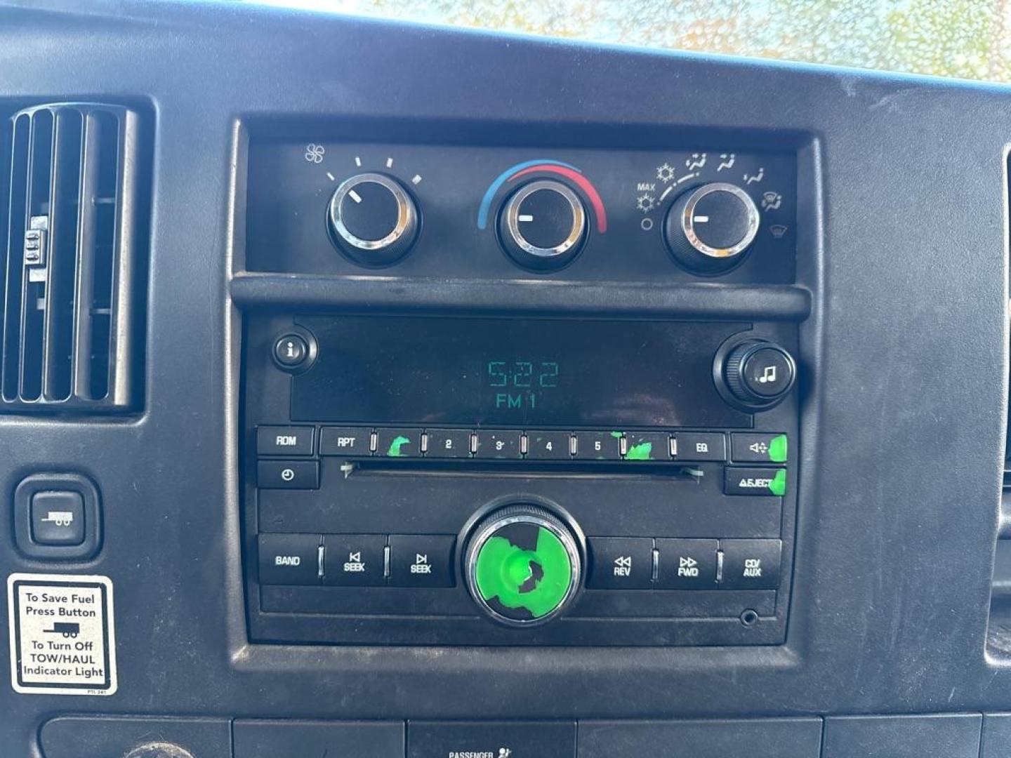 2010 YELLOW GMC SAVANA CUTAWAY G3500 (1GD1G2BA4A1) with an 4.8L engine, Automatic transmission, located at 1708 Broadway, Rockford, IL, 61104, (815) 397-5010, 42.252522, -89.069359 - Photo#7