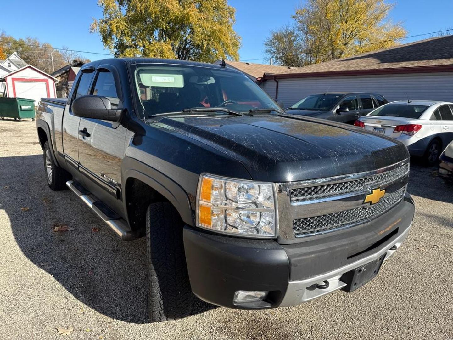 2012 BLACK CHEVROLET SILVERADO 1500 LT (1GCRKSE72CZ) with an 5.3L engine, Automatic transmission, located at 1708 Broadway, Rockford, IL, 61104, (815) 397-5010, 42.252522, -89.069359 - Photo#1