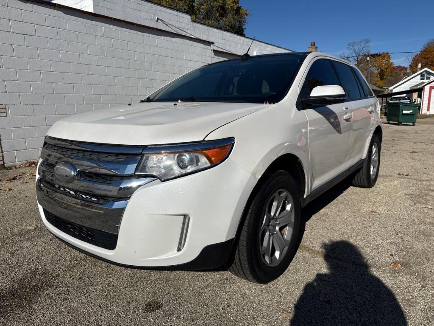 2014 WHITE FORD EDGE SEL (2FMDK4JCXEB) with an 3.5L engine, Automatic transmission, located at 1708 Broadway, Rockford, IL, 61104, (815) 397-5010, 42.252522, -89.069359 - Photo#0