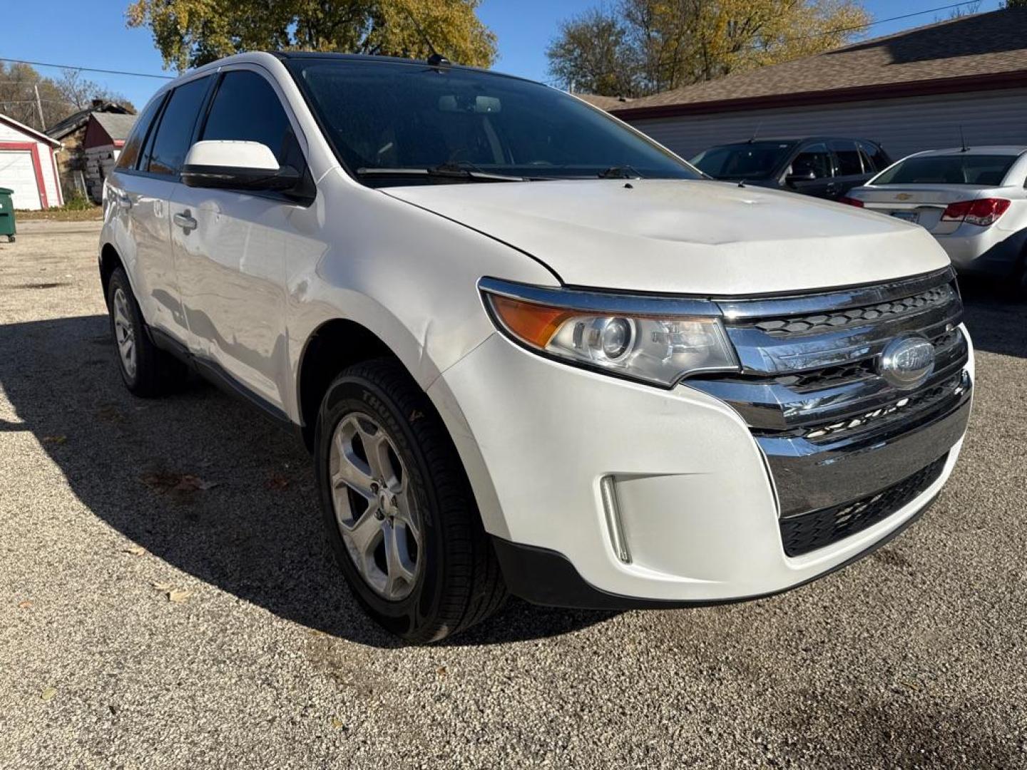 2014 WHITE FORD EDGE SEL (2FMDK4JCXEB) with an 3.5L engine, Automatic transmission, located at 1708 Broadway, Rockford, IL, 61104, (815) 397-5010, 42.252522, -89.069359 - Photo#1