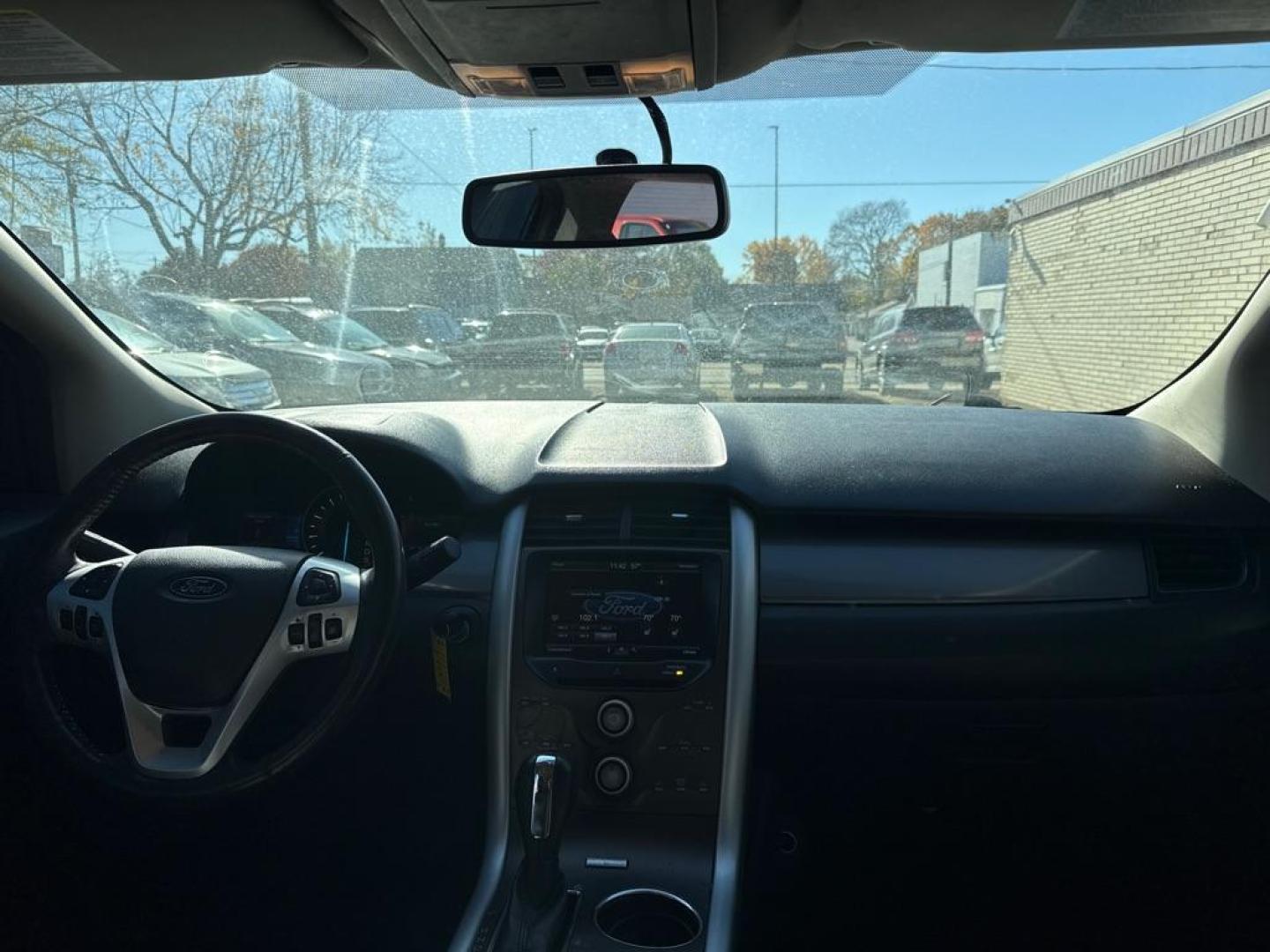 2014 WHITE FORD EDGE SEL (2FMDK4JCXEB) with an 3.5L engine, Automatic transmission, located at 1708 Broadway, Rockford, IL, 61104, (815) 397-5010, 42.252522, -89.069359 - Photo#5