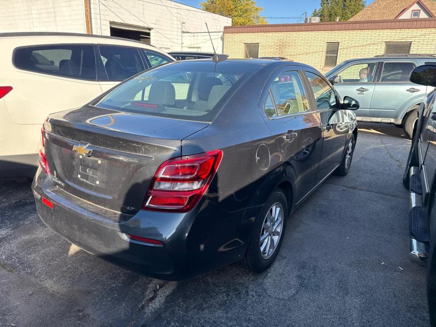 2017 GRAY CHEVROLET SONIC LT (1G1JD5SHXH4) with an 1.8L engine, Automatic transmission, located at 1708 Broadway, Rockford, IL, 61104, (815) 397-5010, 42.252522, -89.069359 - Photo#3