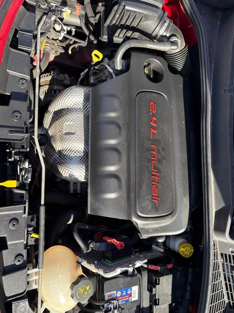 2016 RED FIAT 500X LOUNGE (ZFBCFYDTXGP) with an 2.4L engine, Automatic transmission, located at 1708 Broadway, Rockford, IL, 61104, (815) 397-5010, 42.252522, -89.069359 - Photo#9