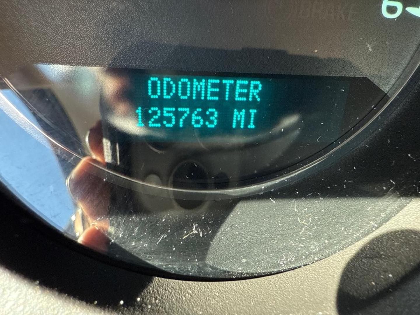 2007 BLACK CHEVROLET SUBURBAN 1500 (1GNFC16J47J) with an 5.3L engine, Automatic transmission, located at 1708 Broadway, Rockford, IL, 61104, (815) 397-5010, 42.252522, -89.069359 - Photo#8