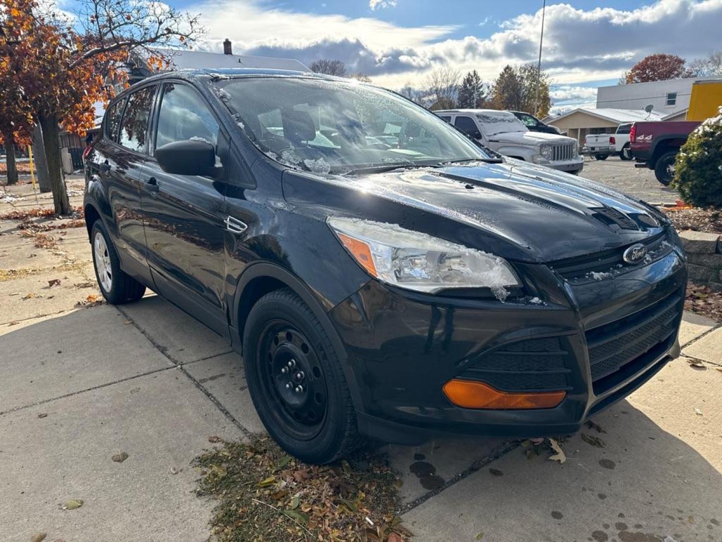 2013 BLACK FORD ESCAPE S (1FMCU0F7XDU) with an 2.5L engine, Automatic transmission, located at 1708 Broadway, Rockford, IL, 61104, (815) 397-5010, 42.252522, -89.069359 - Photo#1