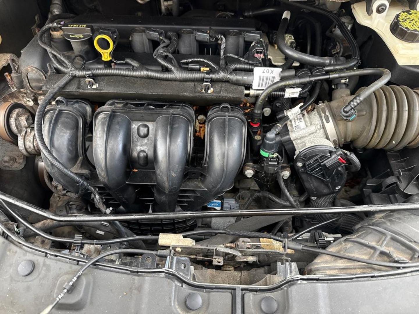 2013 BLACK FORD ESCAPE S (1FMCU0F7XDU) with an 2.5L engine, Automatic transmission, located at 1708 Broadway, Rockford, IL, 61104, (815) 397-5010, 42.252522, -89.069359 - Photo#9