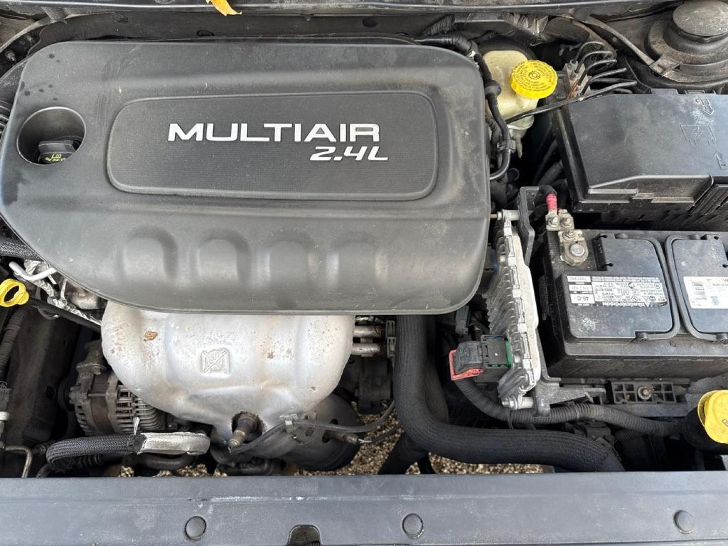 2015 BLACK CHRYSLER 200 LIMITED (1C3CCCAB1FN) with an 2.4L engine, Automatic transmission, located at 1708 Broadway, Rockford, IL, 61104, (815) 397-5010, 42.252522, -89.069359 - Photo#9