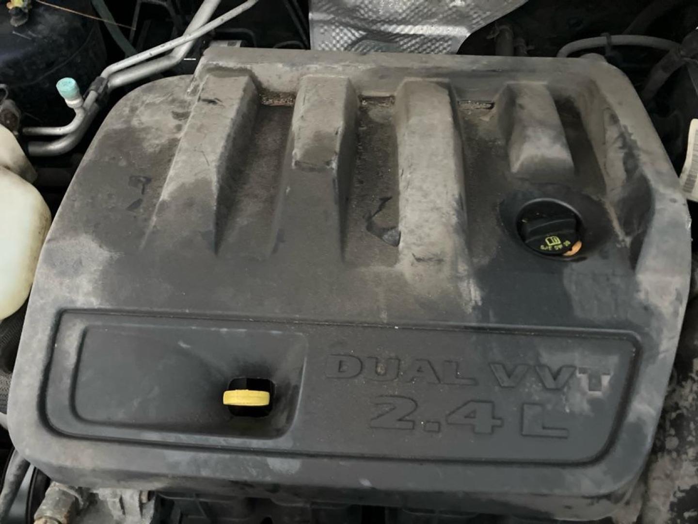 2016 BLUE JEEP COMPASS LATITUDE (1C4NJDEB6GD) with an 2.4L engine, Automatic transmission, located at 1708 Broadway, Rockford, IL, 61104, (815) 397-5010, 42.252522, -89.069359 - Photo#9