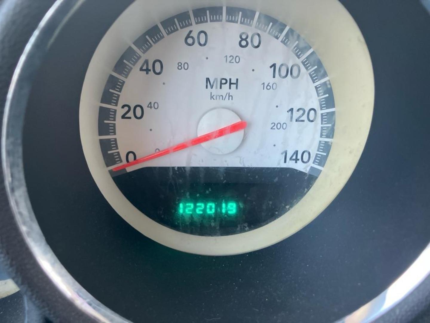 2008 RED DODGE CHARGER (2B3KA43G38H) with an 3.5L engine, Automatic transmission, located at 1708 Broadway, Rockford, IL, 61104, (815) 397-5010, 42.252522, -89.069359 - Photo#7