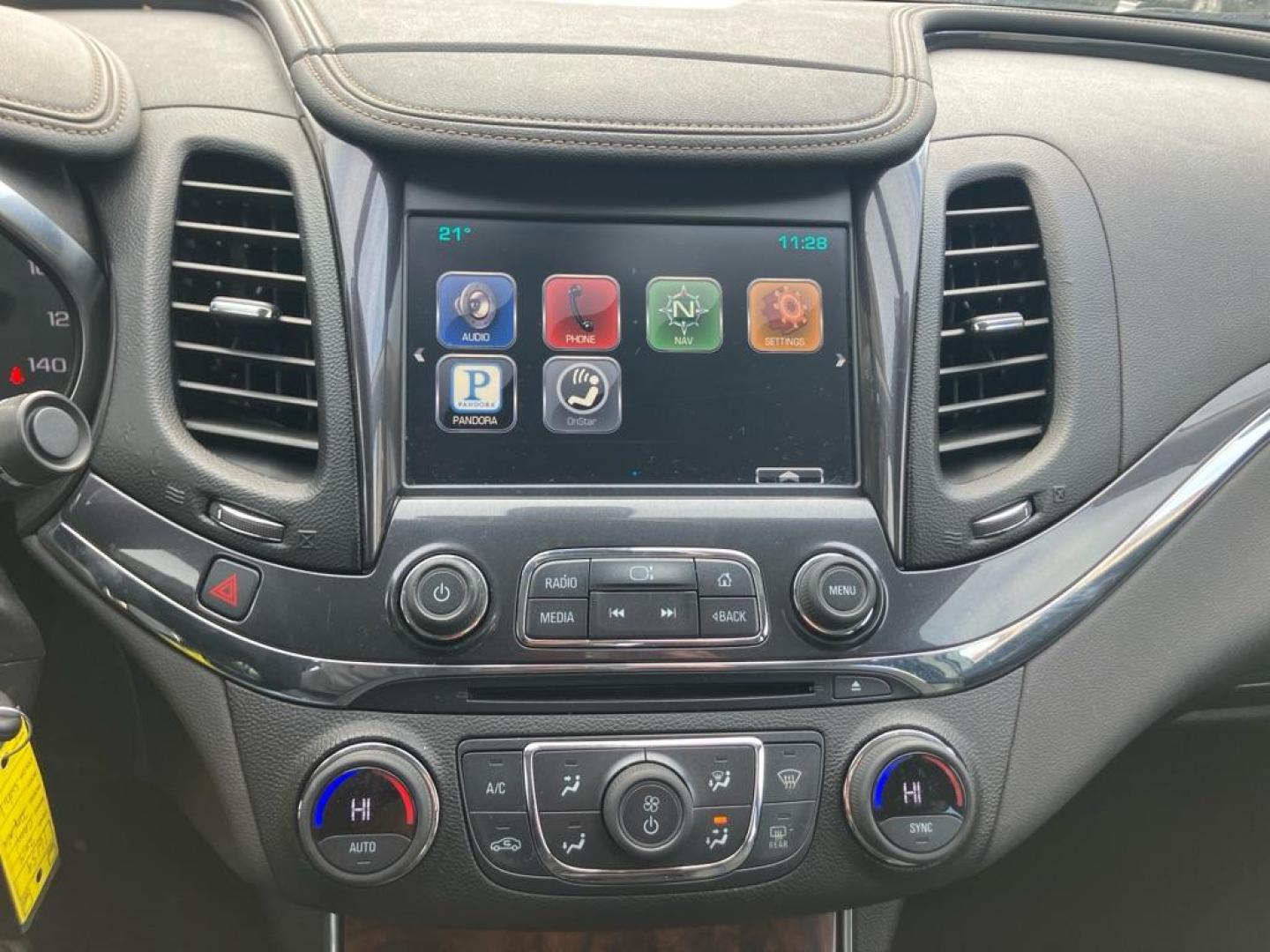 2014 WHITE CHEVROLET IMPALA LT (1G1115SL0EU) with an 2.5L engine, Automatic transmission, located at 1708 Broadway, Rockford, IL, 61104, (815) 397-5010, 42.252522, -89.069359 - Photo#7