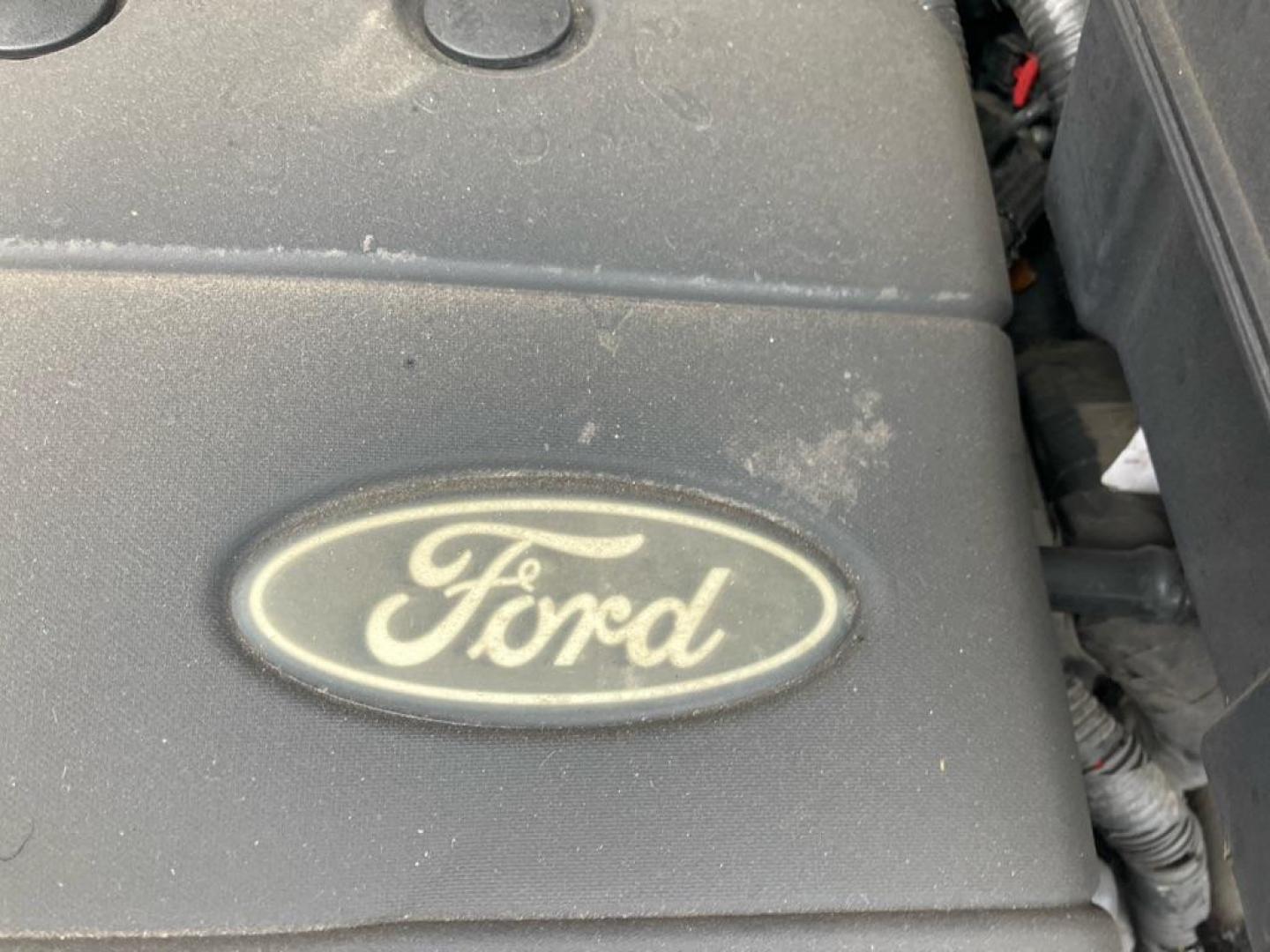 2013 BROWN FORD EDGE SEL (2FMDK4JC9DB) with an 3.5L engine, Automatic transmission, located at 1708 Broadway, Rockford, IL, 61104, (815) 397-5010, 42.252522, -89.069359 - Photo#9