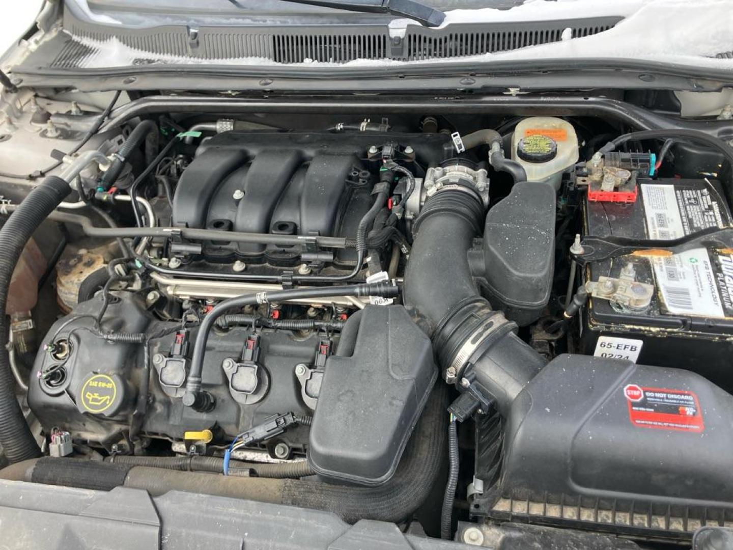 2015 SILVER FORD TAURUS SEL (1FAHP2E81FG) with an 3.5L engine, Automatic transmission, located at 1708 Broadway, Rockford, IL, 61104, (815) 397-5010, 42.252522, -89.069359 - Photo#9