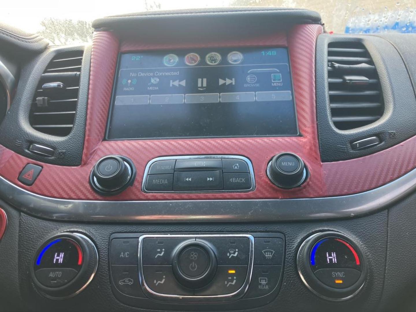 2019 BLUE CHEVROLET IMPALA LT (2G11Z5SAXK9) with an 2.5L engine, Automatic transmission, located at 1708 Broadway, Rockford, IL, 61104, (815) 397-5010, 42.252522, -89.069359 - Photo#8