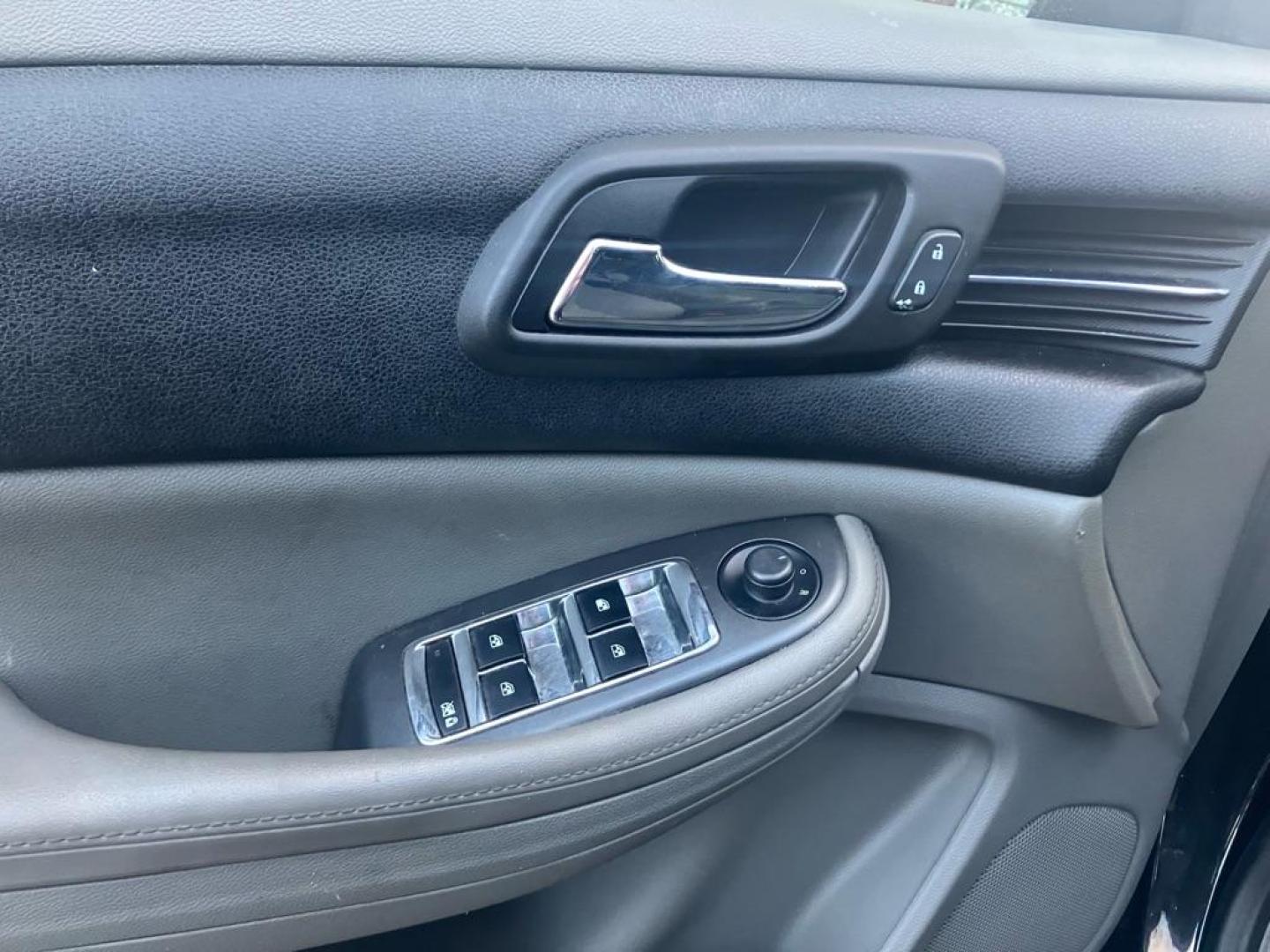 2013 BLACK CHEVROLET MALIBU LS (1G11B5SA8DF) with an 2.5L engine, Automatic transmission, located at 1708 Broadway, Rockford, IL, 61104, (815) 397-5010, 42.252522, -89.069359 - Photo#6