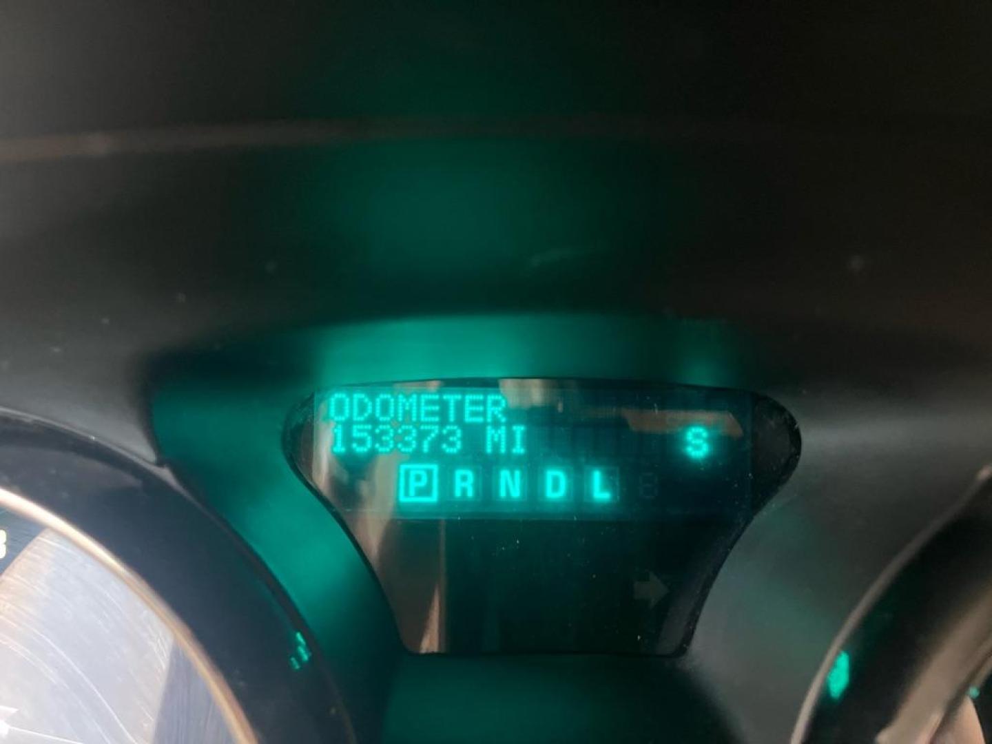 2013 GRAY BUICK ENCLAVE (5GAKVDKD6DJ) with an 3.6L engine, Automatic transmission, located at 1708 Broadway, Rockford, IL, 61104, (815) 397-5010, 42.252522, -89.069359 - Photo#8