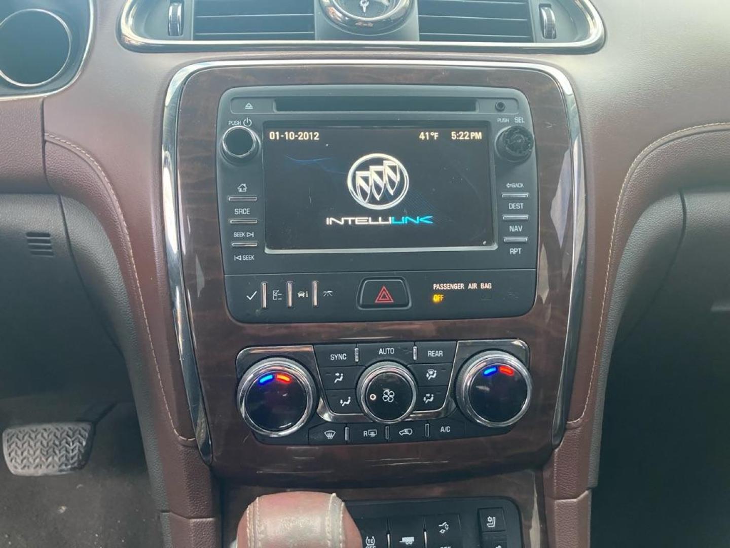 2013 GRAY BUICK ENCLAVE (5GAKVDKD6DJ) with an 3.6L engine, Automatic transmission, located at 1708 Broadway, Rockford, IL, 61104, (815) 397-5010, 42.252522, -89.069359 - Photo#9