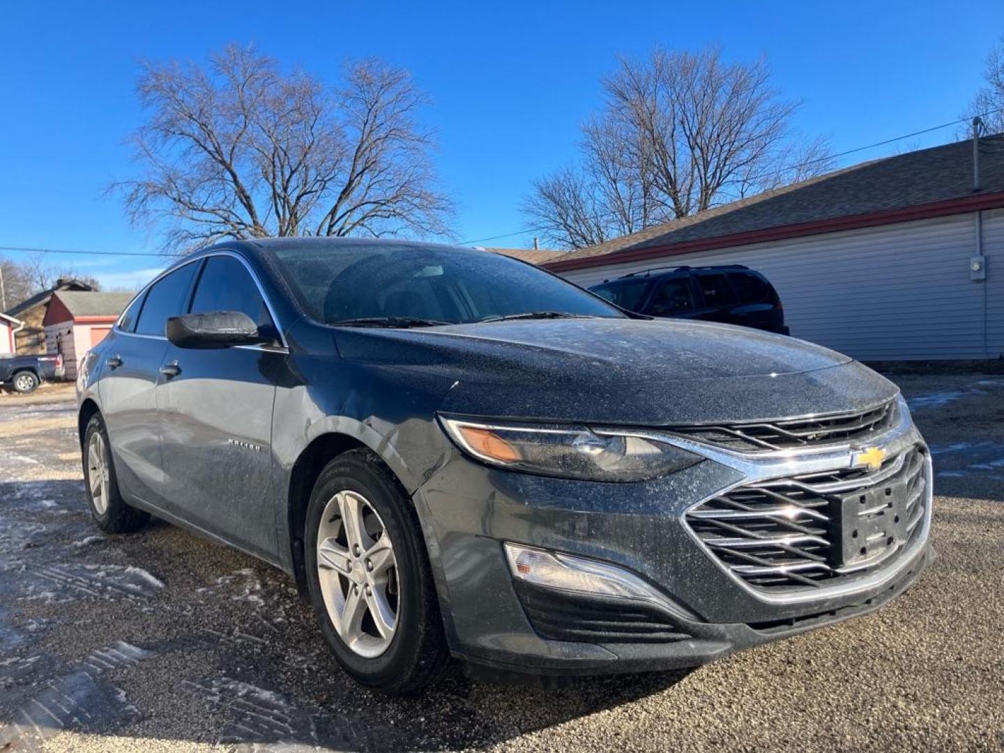 2019 GRAY CHEVROLET MALIBU LS (1G1ZB5ST3KF) with an 1.5L engine, Continuously Variable transmission, located at 1708 Broadway, Rockford, IL, 61104, (815) 397-5010, 42.252522, -89.069359 - Photo#1