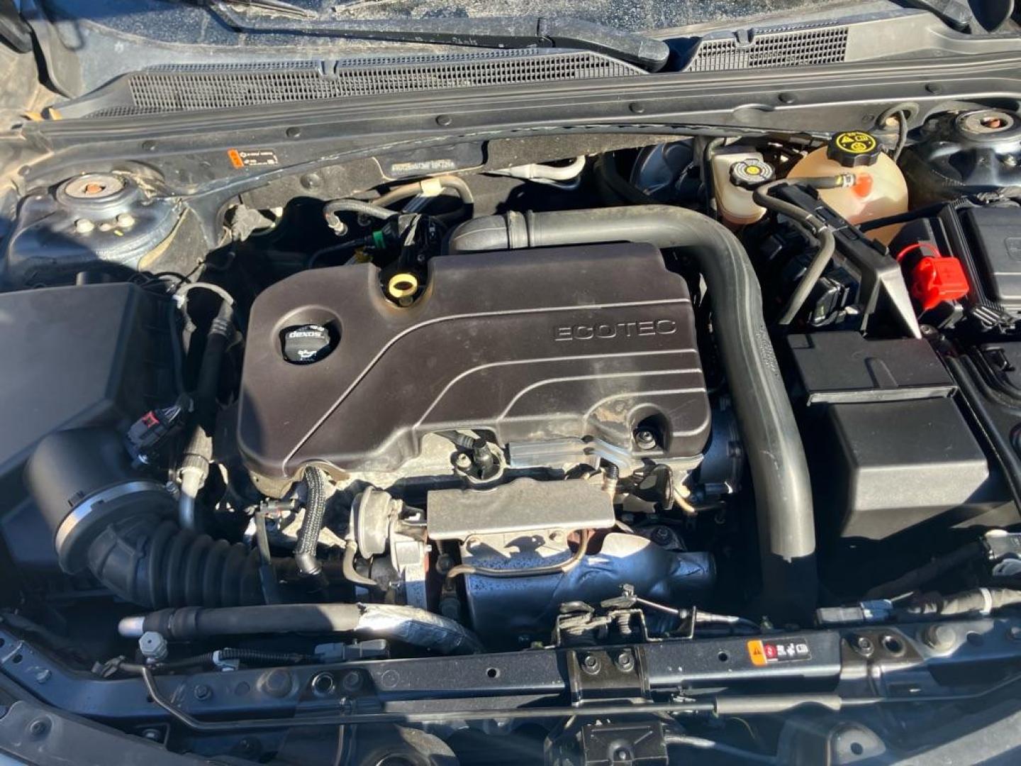 2019 GRAY CHEVROLET MALIBU LS (1G1ZB5ST3KF) with an 1.5L engine, Continuously Variable transmission, located at 1708 Broadway, Rockford, IL, 61104, (815) 397-5010, 42.252522, -89.069359 - Photo#9