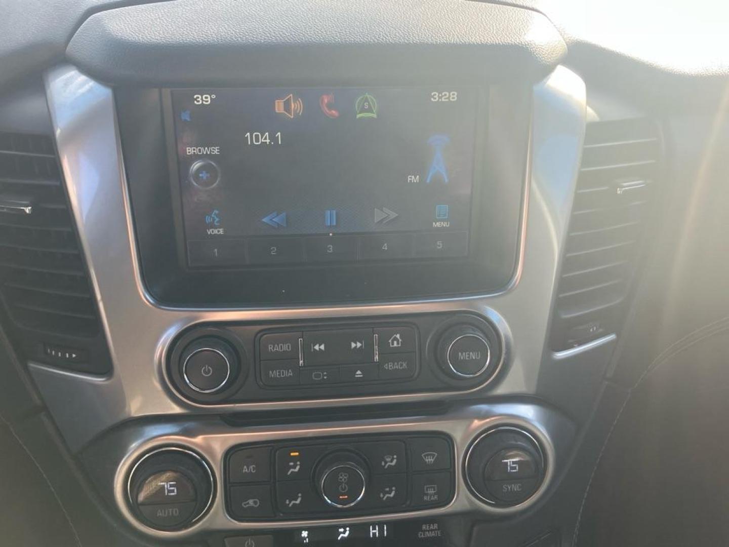 2015 RED CHEVROLET TAHOE 1500 LT (1GNSKBKC4FR) with an 5.3L engine, Automatic transmission, located at 1708 Broadway, Rockford, IL, 61104, (815) 397-5010, 42.252522, -89.069359 - Photo#9