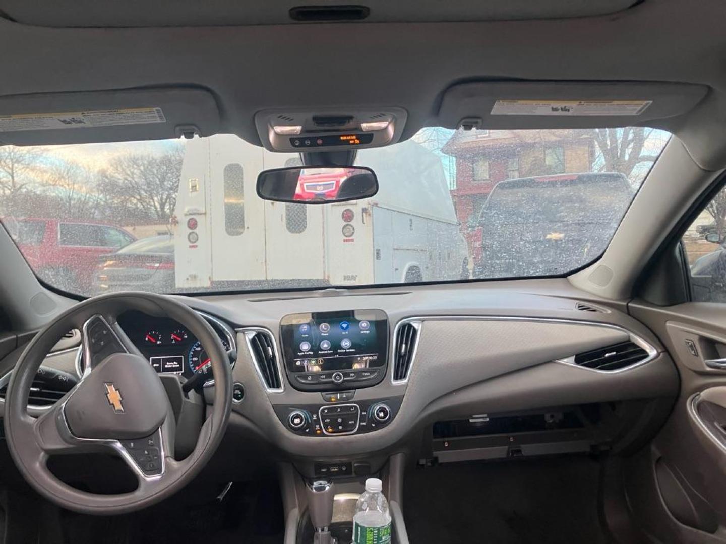 2020 WHITE CHEVROLET MALIBU LT (1G1ZD5ST7LF) with an 1.5L engine, Continuously Variable transmission, located at 1708 Broadway, Rockford, IL, 61104, (815) 397-5010, 42.252522, -89.069359 - Photo#15