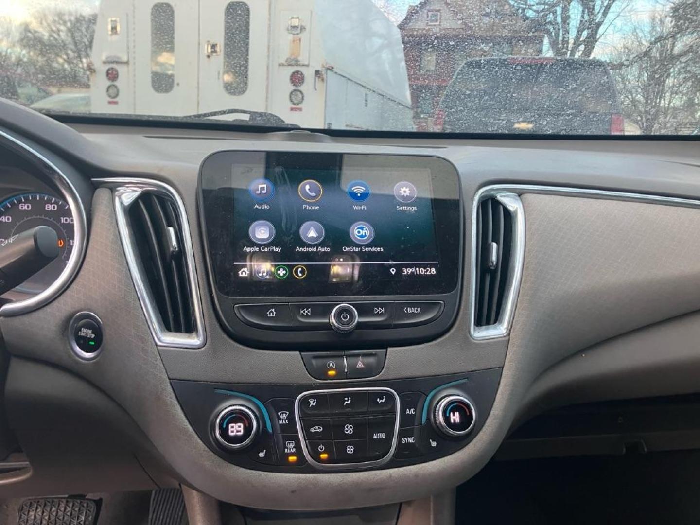 2020 WHITE CHEVROLET MALIBU LT (1G1ZD5ST7LF) with an 1.5L engine, Continuously Variable transmission, located at 1708 Broadway, Rockford, IL, 61104, (815) 397-5010, 42.252522, -89.069359 - Photo#18