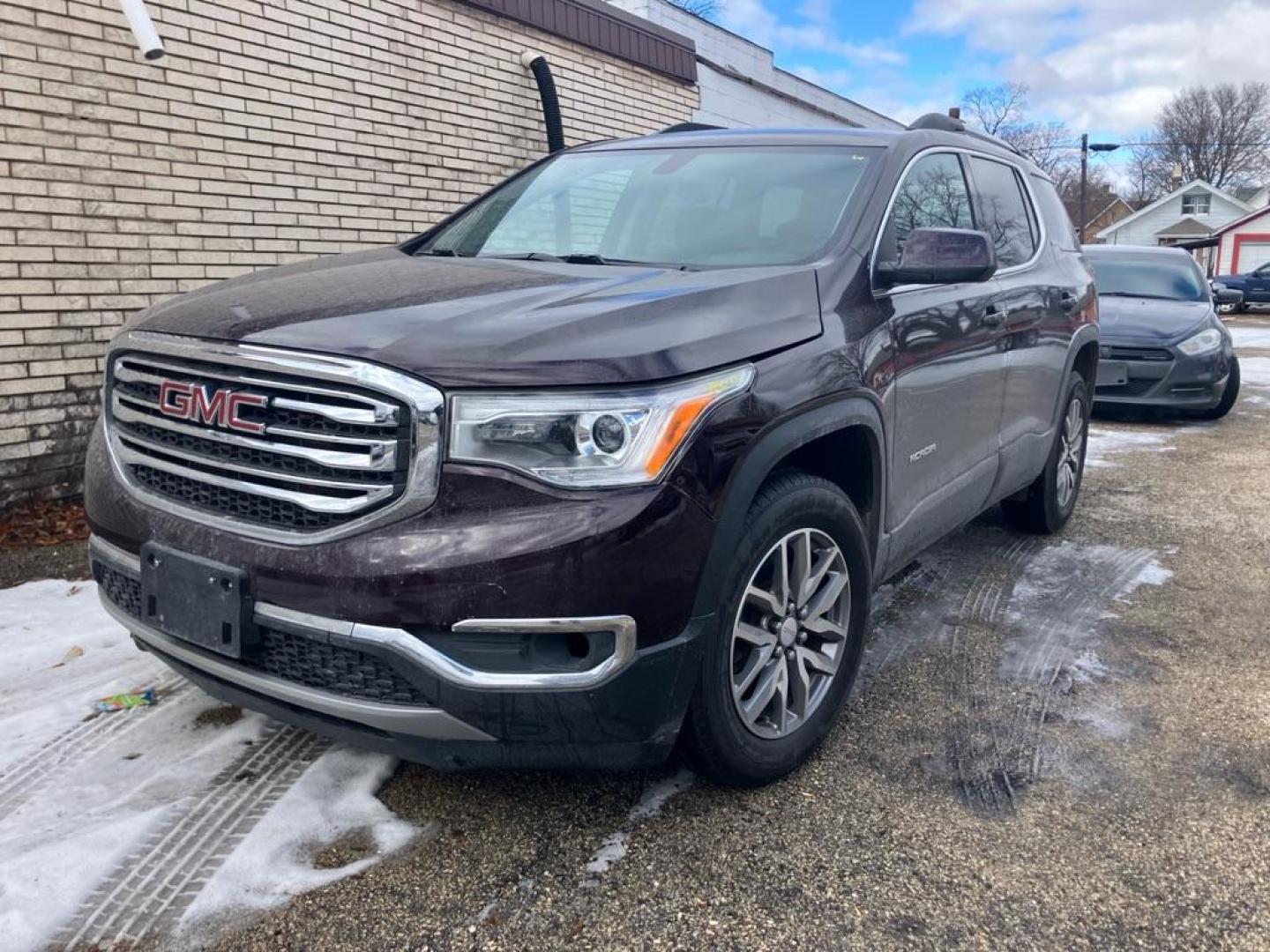 2017 PURPLE GMC ACADIA SLE (1GKKNLLS4HZ) with an 3.6L engine, Automatic transmission, located at 1708 Broadway, Rockford, IL, 61104, (815) 397-5010, 42.252522, -89.069359 - Photo#0