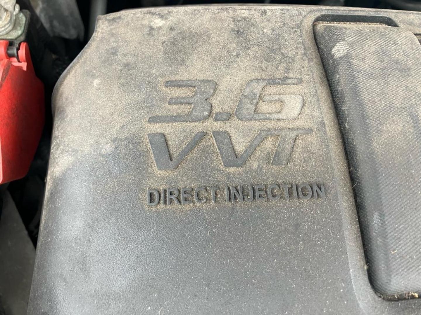 2015 RED CHEVROLET TRAVERSE LT (1GNKRGKD9FJ) with an 3.6L engine, Automatic transmission, located at 1708 Broadway, Rockford, IL, 61104, (815) 397-5010, 42.252522, -89.069359 - Photo#10