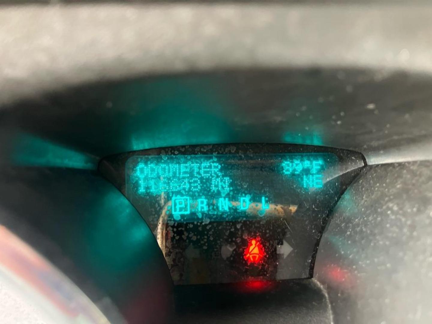 2012 WHITE CHEVROLET TRAVERSE LT (1GNKRGED7CJ) with an 3.6L engine, Automatic transmission, located at 1708 Broadway, Rockford, IL, 61104, (815) 397-5010, 42.252522, -89.069359 - Photo#8