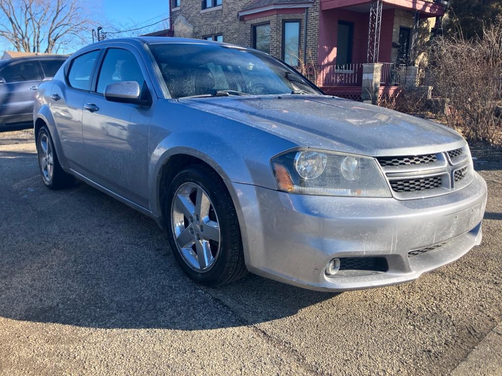 photo of 2014 DODGE AVENGER SXT