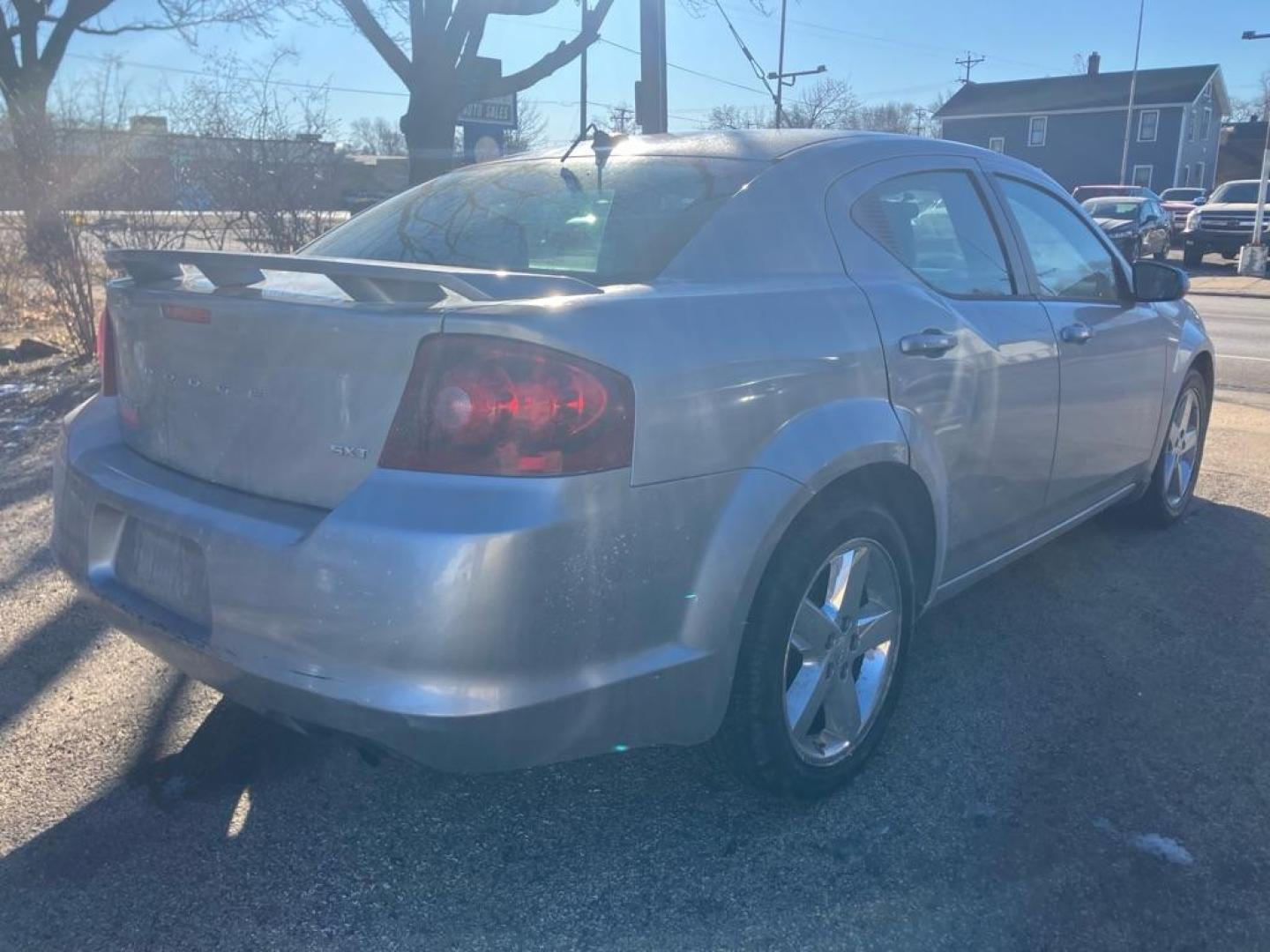 2014 SILVER DODGE AVENGER SXT (1C3CDZCBXEN) with an 2.4L engine, Automatic transmission, located at 1708 Broadway, Rockford, IL, 61104, (815) 397-5010, 42.252522, -89.069359 - Photo#2