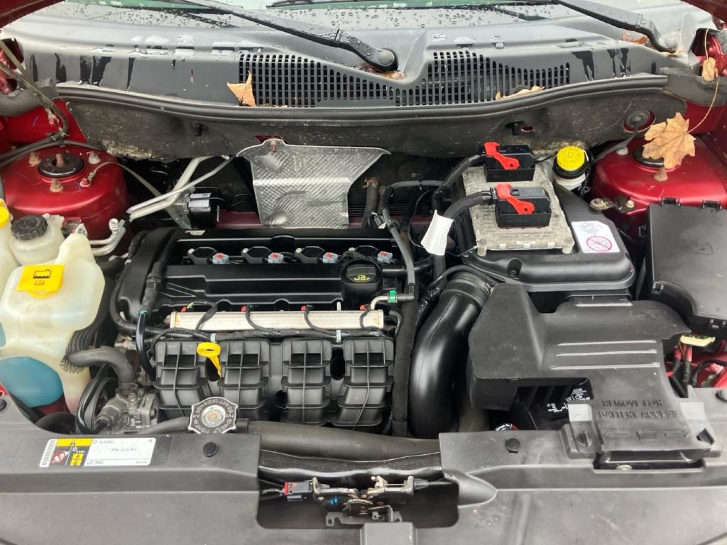 2016 RED JEEP COMPASS SPORT (1C4NJCBA9GD) with an 2.0L engine, Continuously Variable transmission, located at 1708 Broadway, Rockford, IL, 61104, (815) 397-5010, 42.252522, -89.069359 - Photo#9