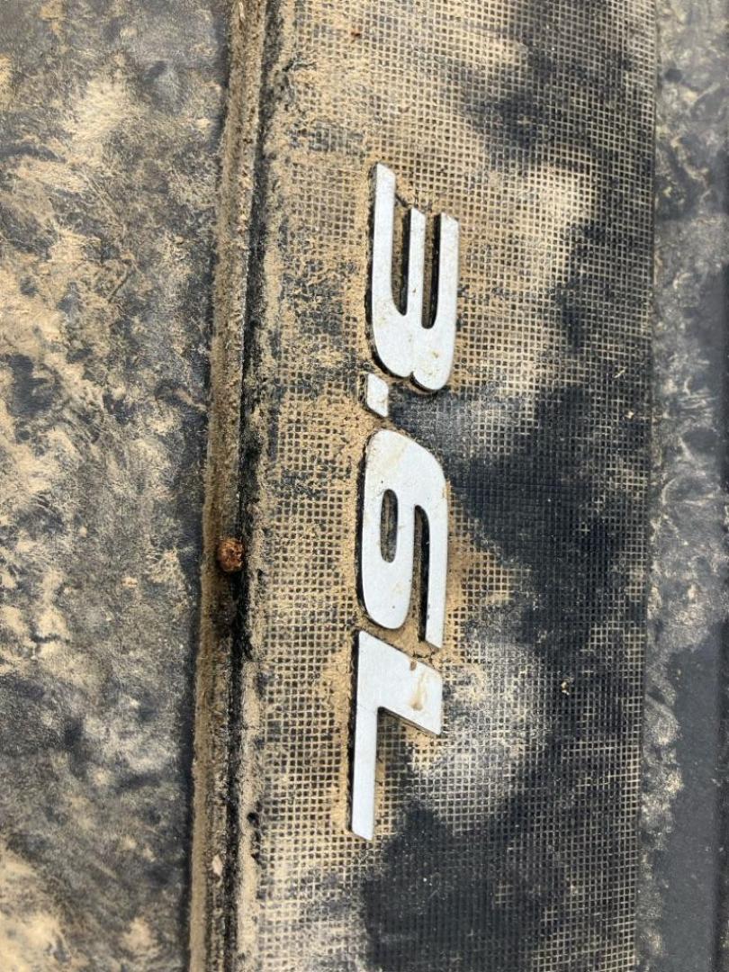 2017 GRAY CHRYSLER PACIFICA TOURING L (2C4RC1BG6HR) with an 3.6L engine, Automatic transmission, located at 1708 Broadway, Rockford, IL, 61104, (815) 397-5010, 42.252522, -89.069359 - Photo#10