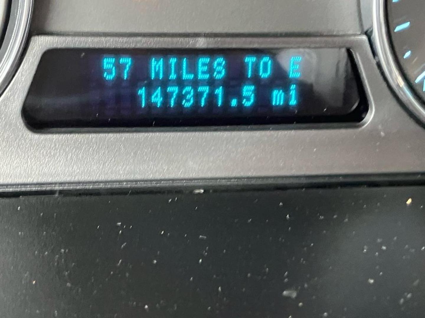 2009 SILVER FORD FLEX LIMITED (2FMEK63C99B) with an 3.5L engine, Automatic transmission, located at 1708 Broadway, Rockford, IL, 61104, (815) 397-5010, 42.252522, -89.069359 - Photo#8