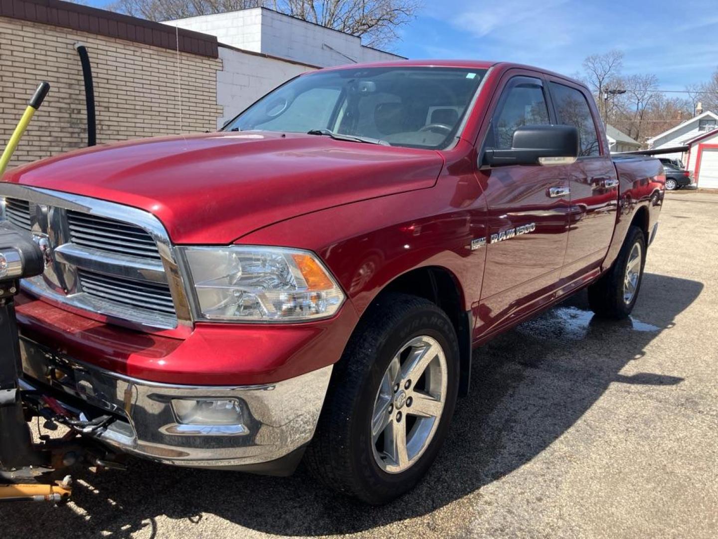 2012 RED DODGE RAM 1500 SLT (1C6RD7LT1CS) with an 5.7L engine, Automatic transmission, located at 1708 Broadway, Rockford, IL, 61104, (815) 397-5010, 42.252522, -89.069359 - Photo#2