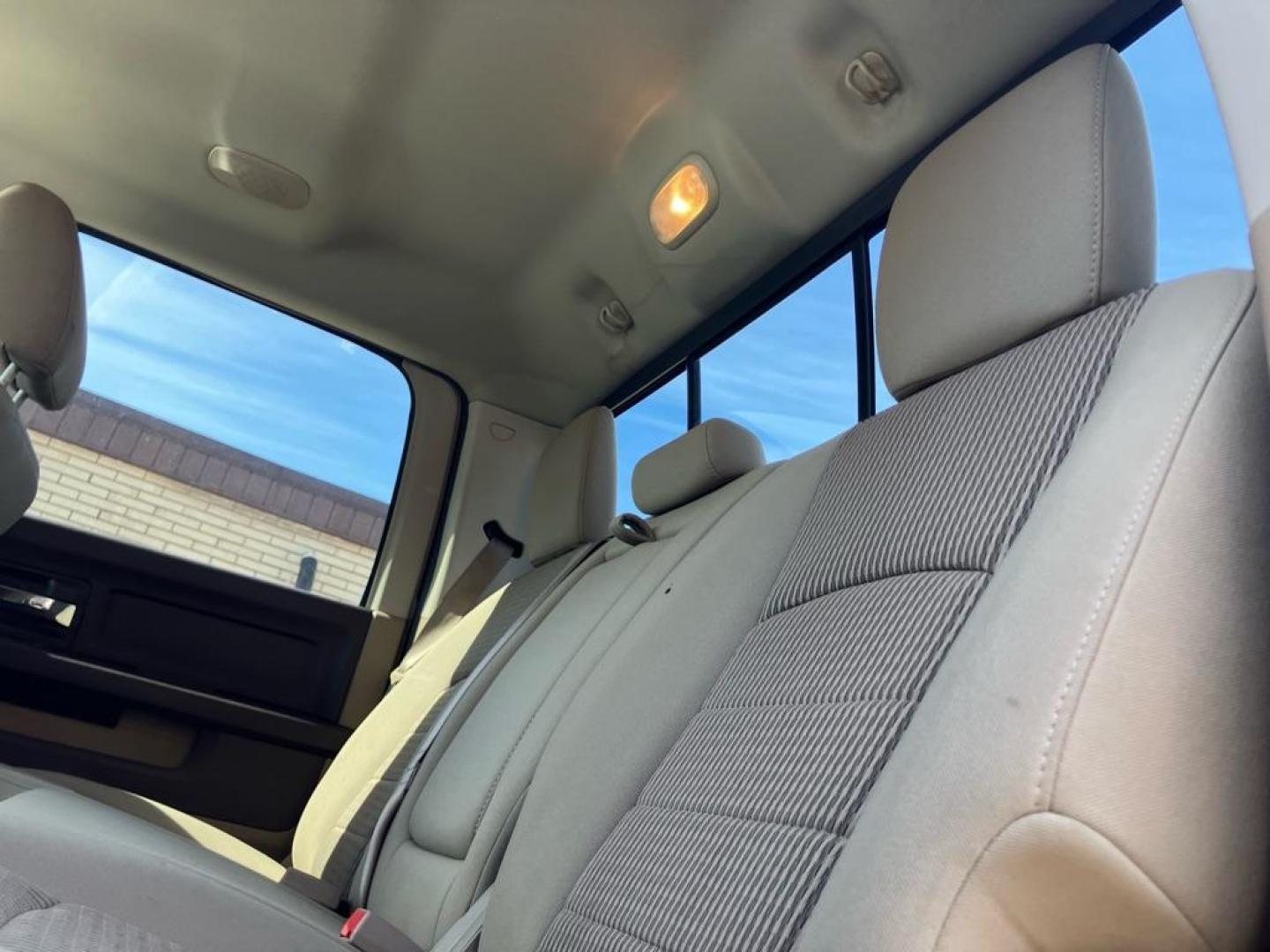 2012 RED DODGE RAM 1500 SLT (1C6RD7LT1CS) with an 5.7L engine, Automatic transmission, located at 1708 Broadway, Rockford, IL, 61104, (815) 397-5010, 42.252522, -89.069359 - Photo#6