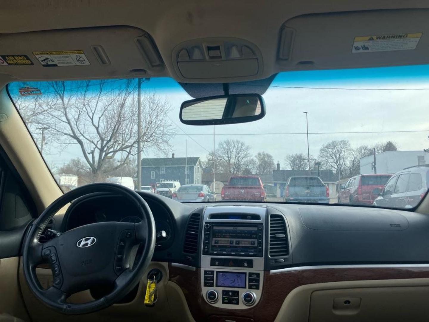 2009 MAROON HYUNDAI SANTA FE SE (5NMSH13E09H) with an 3.3L engine, Automatic transmission, located at 1708 Broadway, Rockford, IL, 61104, (815) 397-5010, 42.252522, -89.069359 - Photo#5