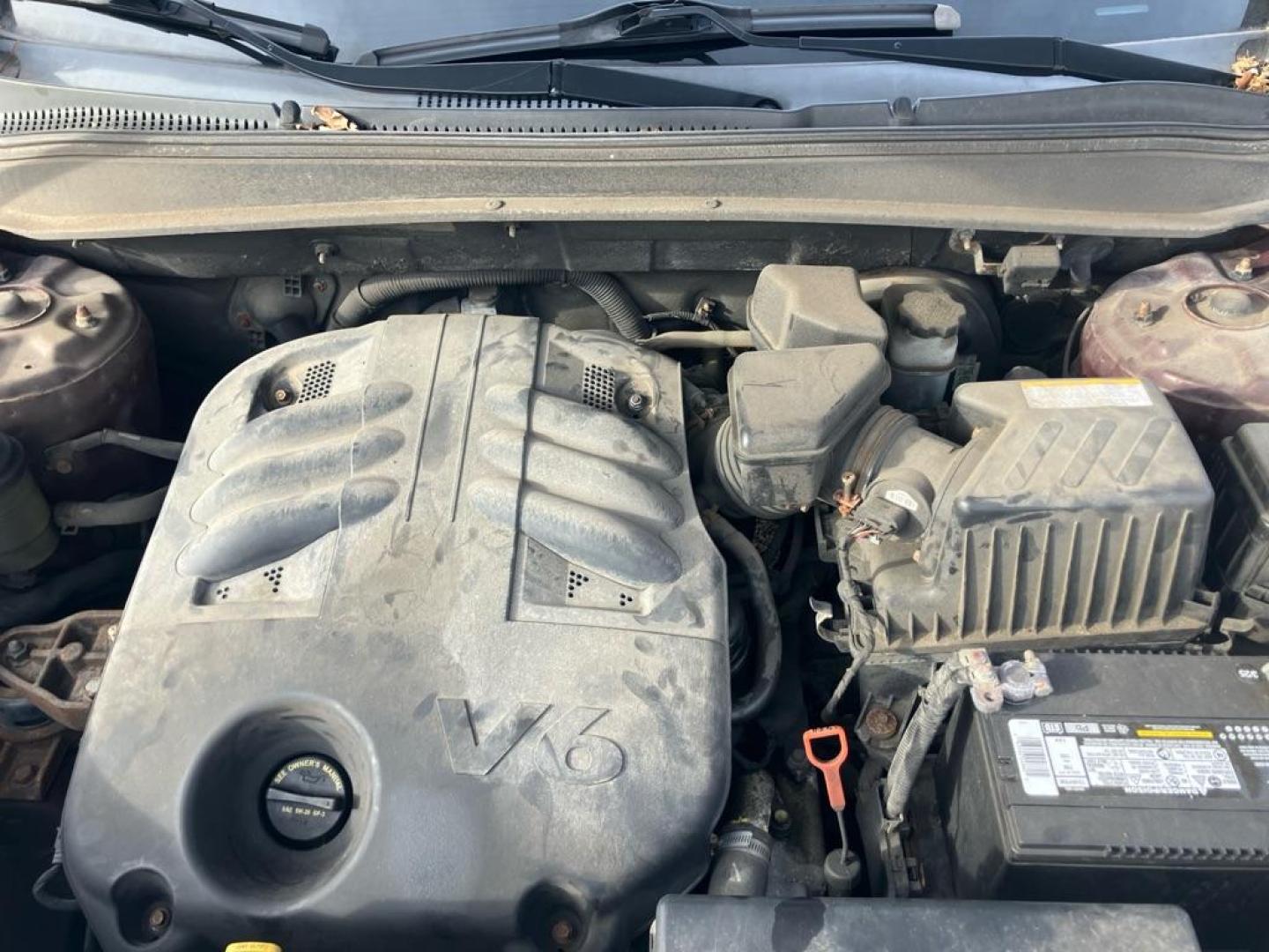 2009 MAROON HYUNDAI SANTA FE SE (5NMSH13E09H) with an 3.3L engine, Automatic transmission, located at 1708 Broadway, Rockford, IL, 61104, (815) 397-5010, 42.252522, -89.069359 - Photo#9