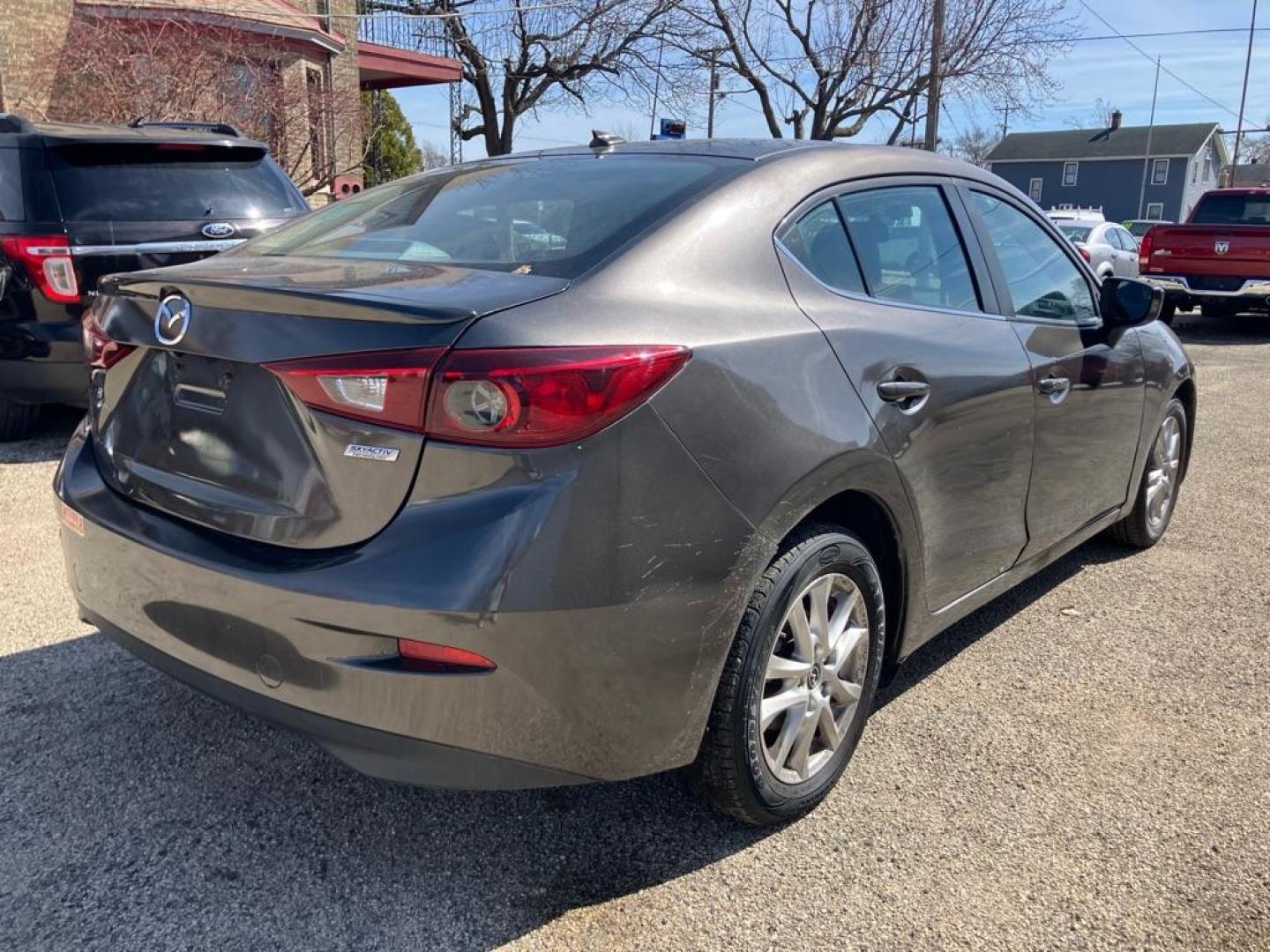 2016 BROWN MAZDA 3 GRAND TOURING (JM1BM1X71G1) with an 2.0L engine, Automatic transmission, located at 1708 Broadway, Rockford, IL, 61104, (815) 397-5010, 42.252522, -89.069359 - Photo#2