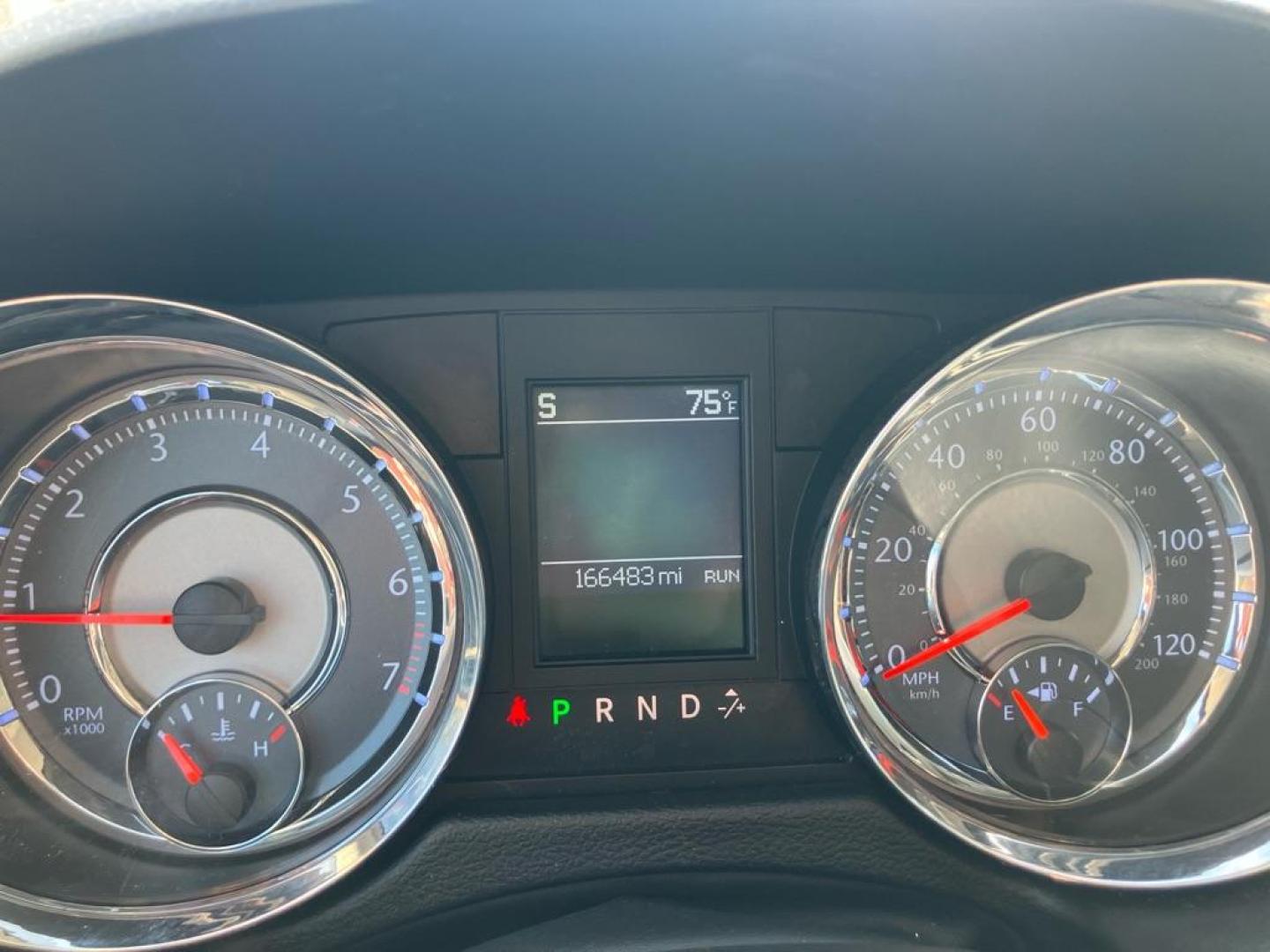 2012 RED CHRYSLER TOWN and COUNTRY TOURING (2C4RC1BG1CR) with an 3.6L engine, Automatic transmission, located at 1708 Broadway, Rockford, IL, 61104, (815) 397-5010, 42.252522, -89.069359 - Photo#8