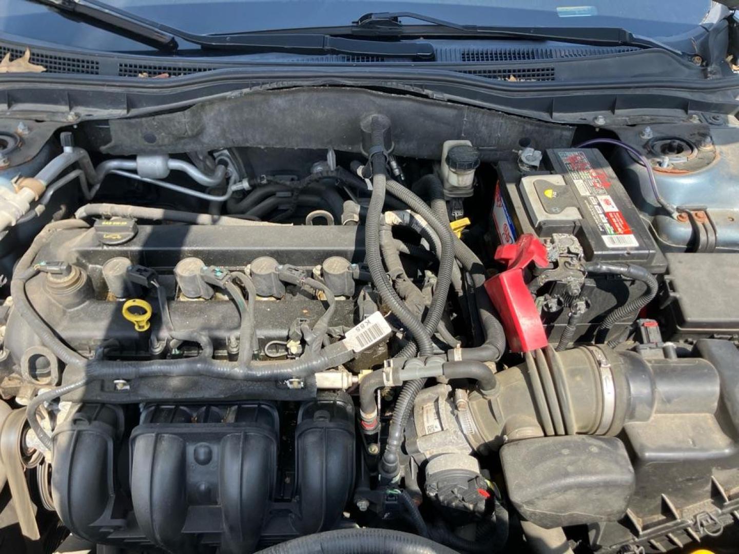 2011 BLUE FORD FUSION SEL (3FAHP0JA2BR) with an 2.5L engine, Automatic transmission, located at 1708 Broadway, Rockford, IL, 61104, (815) 397-5010, 42.252522, -89.069359 - Photo#9