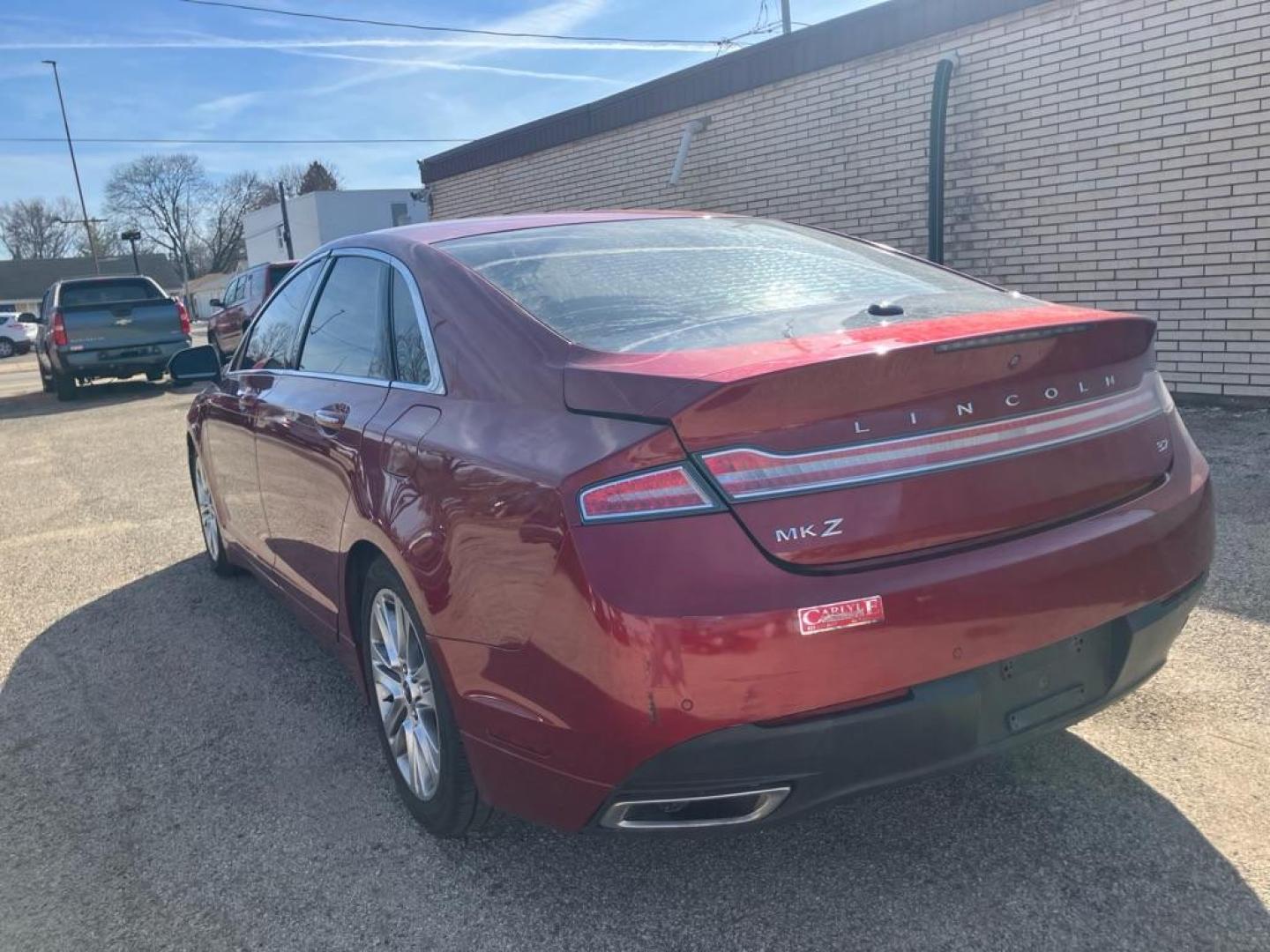 2014 RED LINCOLN MKZ (3LN6L2GK1ER) with an 3.7L engine, Automatic transmission, located at 1708 Broadway, Rockford, IL, 61104, (815) 397-5010, 42.252522, -89.069359 - Photo#3