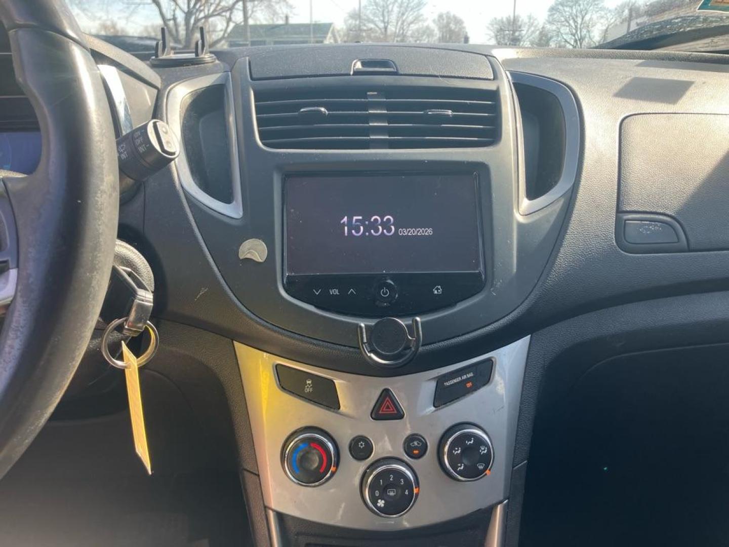2015 BLACK CHEVROLET TRAX 1LT (3GNCJRSB5FL) with an 1.4L engine, Automatic transmission, located at 1708 Broadway, Rockford, IL, 61104, (815) 397-5010, 42.252522, -89.069359 - Photo#8