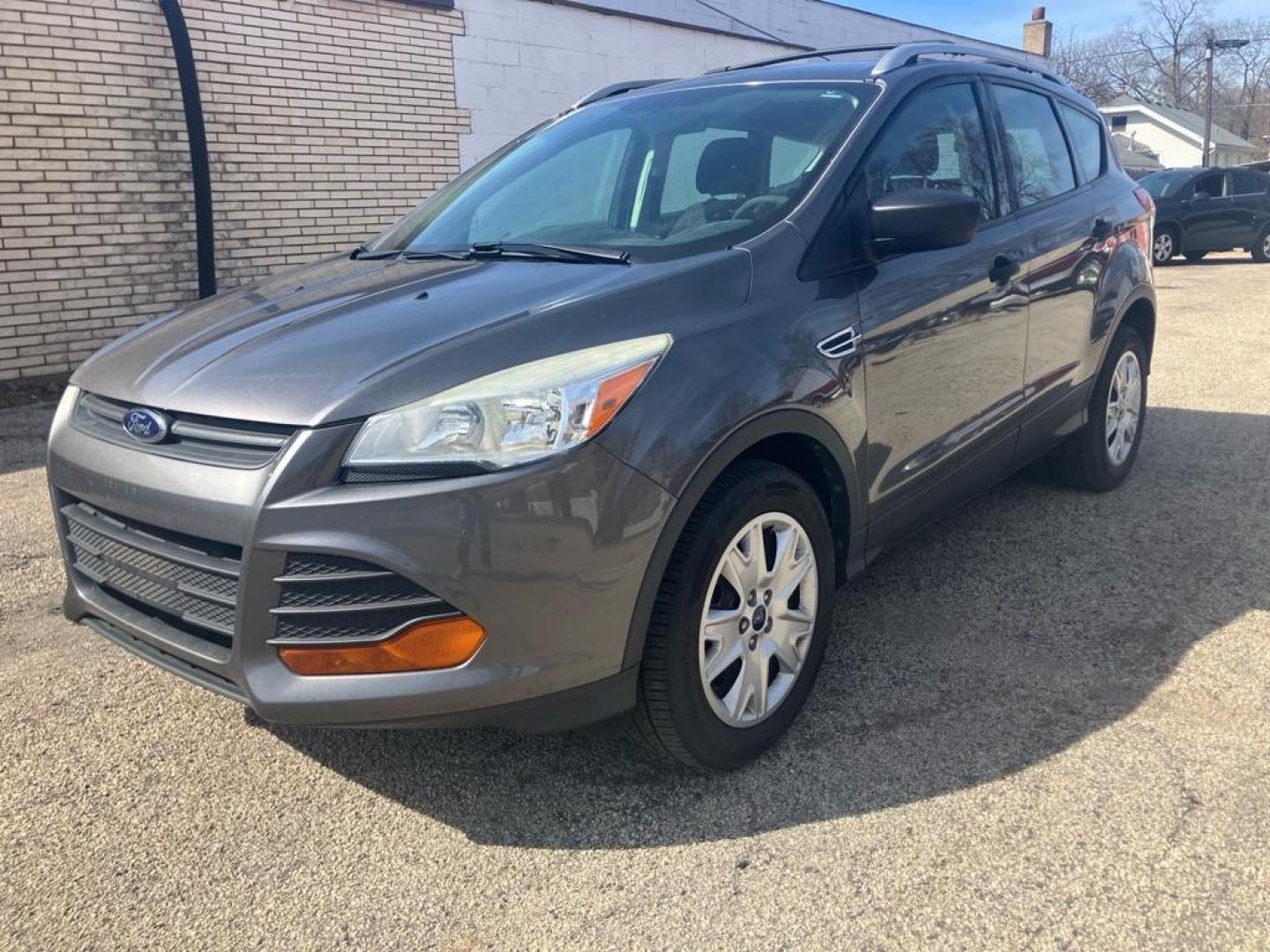 2013 GRAY FORD ESCAPE S (1FMCU0F73DU) with an 2.5L engine, Automatic transmission, located at 1708 Broadway, Rockford, IL, 61104, (815) 397-5010, 42.252522, -89.069359 - Photo#0