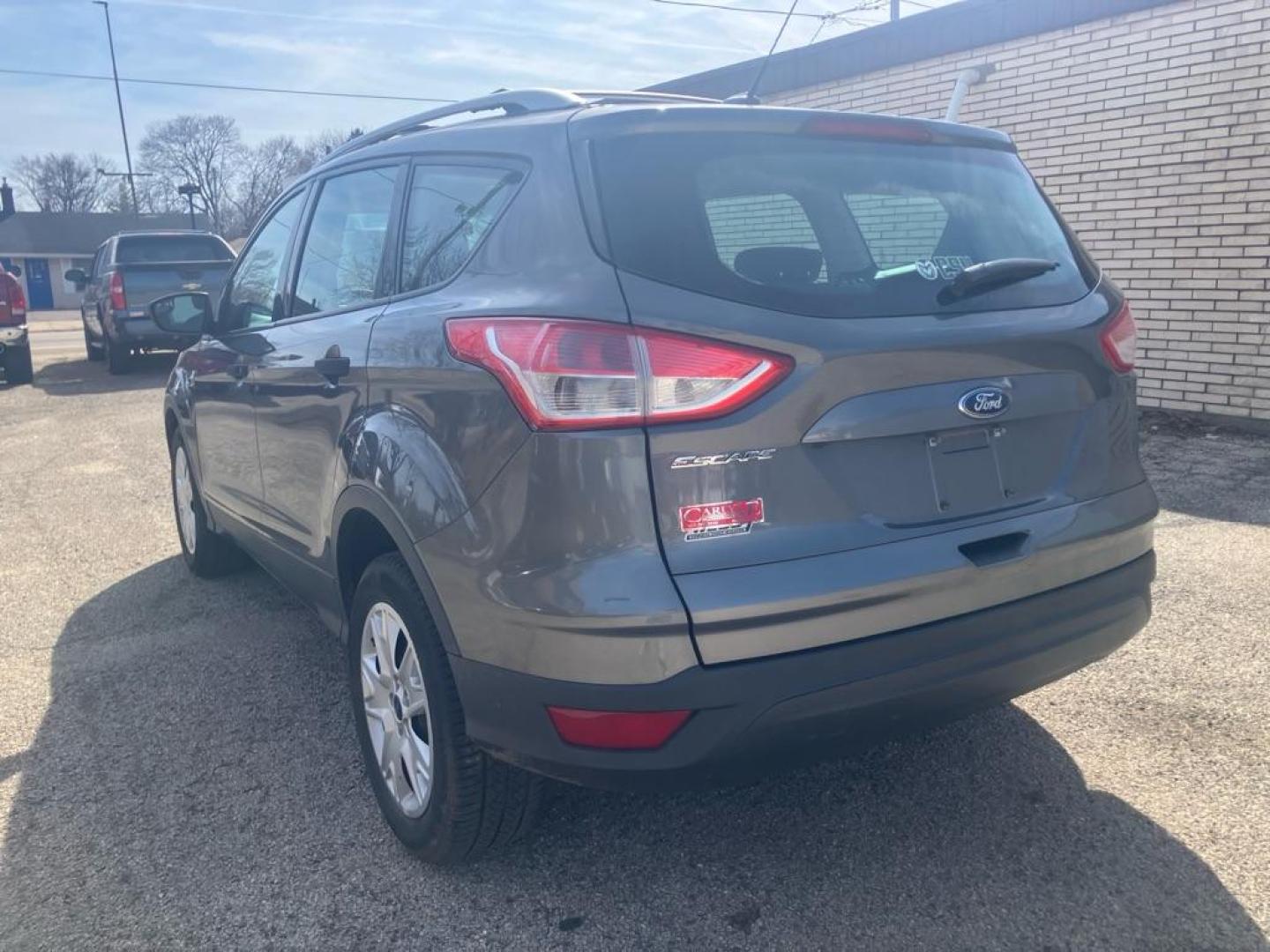 2013 GRAY FORD ESCAPE S (1FMCU0F73DU) with an 2.5L engine, Automatic transmission, located at 1708 Broadway, Rockford, IL, 61104, (815) 397-5010, 42.252522, -89.069359 - Photo#3